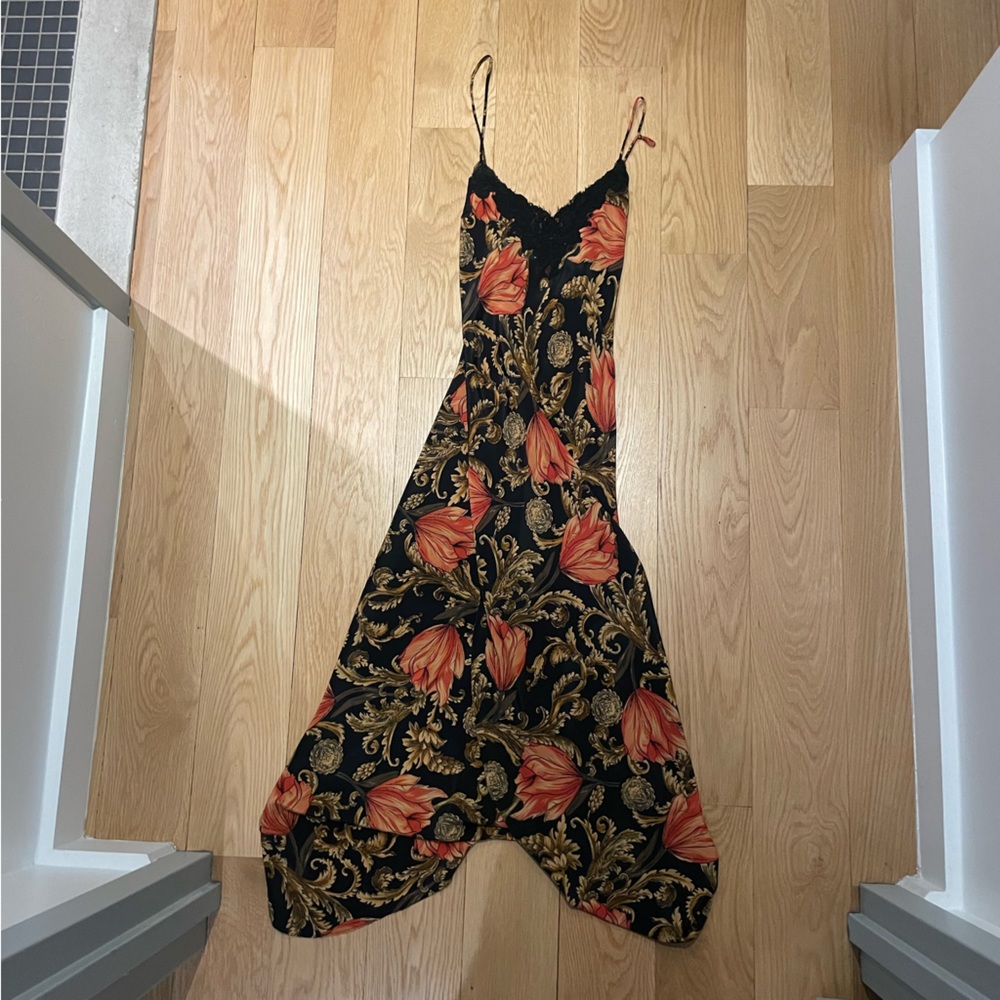Natori slip dress size M